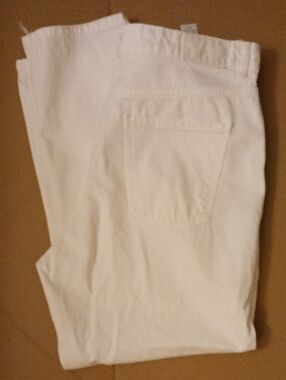Zara White Straight Leg Women’s Jeans